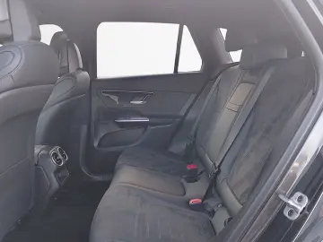 MERCEDES-BENZ GLC 300 d 4M AMG AHK SHZ KLIMA KEYLESS-GO