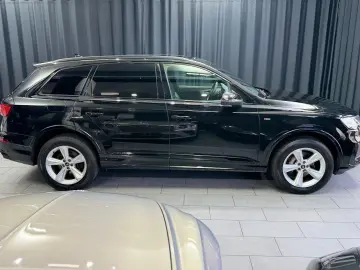 AUDI Q7 45 TDI quattro S line PANO KAMERA