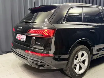 AUDI Q7 45 TDI quattro S line PANO KAMERA