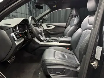 AUDI Q7 45 TDI quattro S line PANO KAMERA