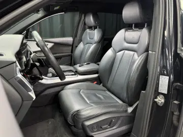 AUDI Q7 45 TDI quattro S line PANO KAMERA