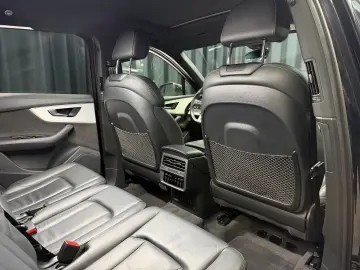 AUDI Q7 45 TDI quattro S line PANO KAMERA
