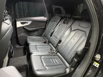 AUDI Q7 45 TDI quattro S line PANO KAMERA