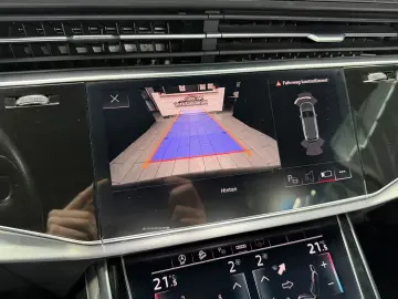 AUDI Q7 45 TDI quattro S line PANO KAMERA