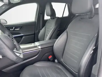 MERCEDES-BENZ GLC 300 d 4MATIC AHK MBUX LED SHZ KLIMA