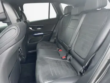 MERCEDES-BENZ GLC 300 d 4MATIC AHK MBUX LED SHZ KLIMA
