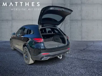 MERCEDES-BENZ GLC 300 d 4M AMG Night 360  Dig.-Light AHK