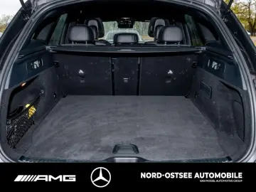 MERCEDES-BENZ GLC 300 d AMG 4M AHK DISTRONIC MBUX SHZ