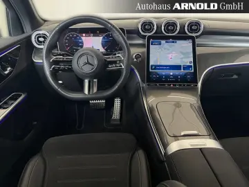MERCEDES-BENZ GLC 300 d 4M AMG-Line AHK Memory DISTR…