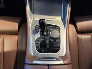 BMW X6 xDr. 40 i M SPORT  KOM ACC LASER HARM HUD KAM