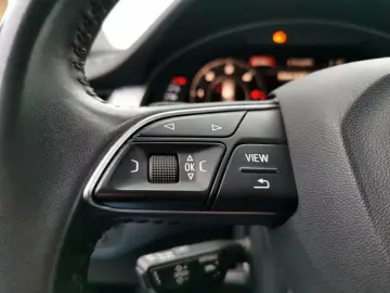 AUDI Q7 50 3.0 TDI quattro S-line Selection AHK