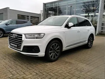 AUDI Q7 50 3.0 TDI quattro S-line Selection AHK