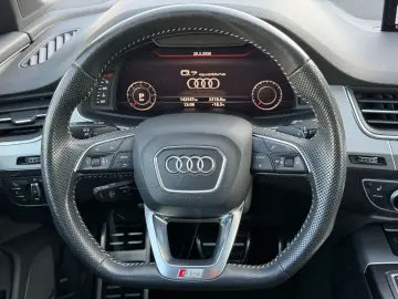 AUDI Q7 50 TDI quattro S-LINE BLACK LED PANO T-LEDER
