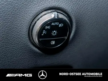 MERCEDES-BENZ GLC 300 d AMG 4M AHK MBUX KLIMA KEYLESS-GO