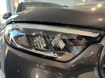 MERCEDES-BENZ GLC 300 d 4M AMG AHK MBUX SHZ LED KLIMA