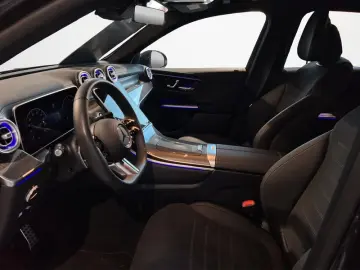 MERCEDES-BENZ GLC 300 d 4M AMG AHK MBUX SHZ LED KLIMA