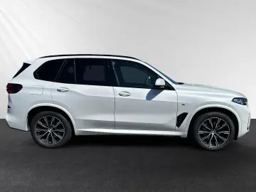 BMW X5 xDrive30d M Sport AHK Pano DAProf. Head-Up