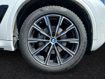 BMW X5 xDrive30d M Sport AHK Pano DAProf. Head-Up
