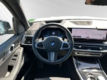 BMW X5 xDrive30d M Sport AHK Pano DAProf. Head-Up