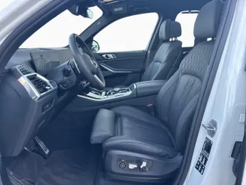 BMW X5 xDr.30d 749 - 0Anz M-Sport AHK PANO 2ACHS HUD