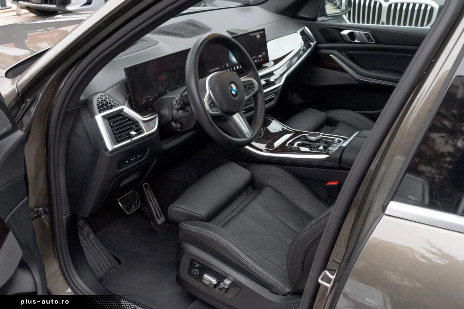 BMW X5 40d M SPORT.LUFTF.SOFTC.PANO.4ZONE.AHK.2STÜCK