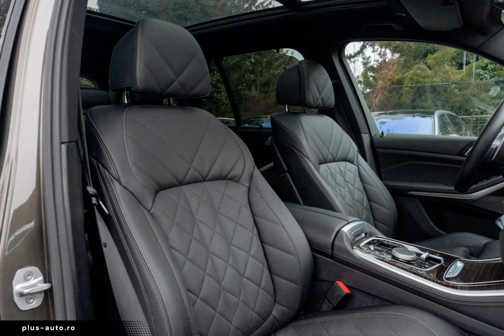 BMW X5 40d M SPORT.LUFTF.SOFTC.PANO.4ZONE.AHK.2STÜCK