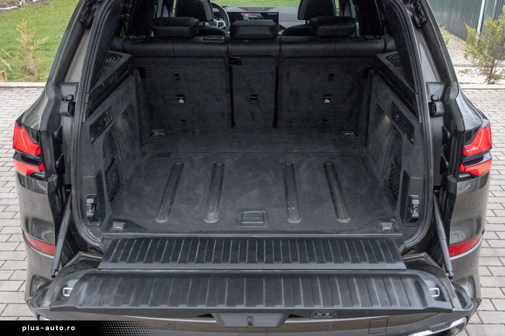 BMW X5 40d M SPORT.LUFTF.SOFTC.PANO.4ZONE.AHK.2STÜCK