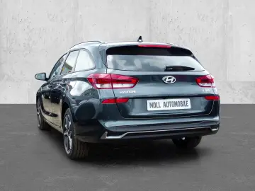 Hyundai i30 Advantage Kombi DCT Plus Paket Navi LED ACC