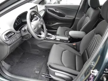Hyundai i30 Advantage Kombi DCT Plus Paket Navi LED ACC