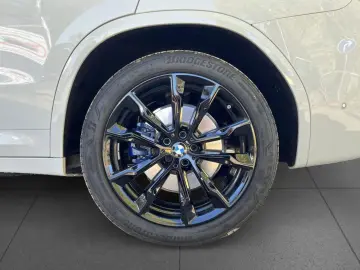BMW X3 xDr 30dA M SPORT CockP Pano AHK Standh Laser