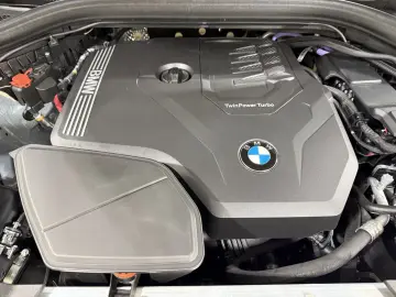 BMW X3 xDrive30i M Sportpaket Standhzg AHK ACC DA-Pr