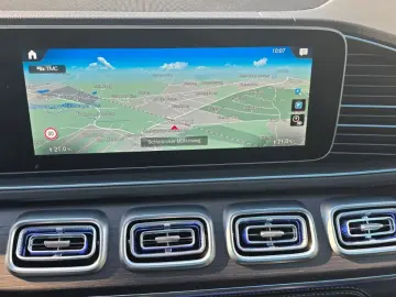 MERCEDES-BENZ GLE 300 d Coupe AMG -Pano-Distr-LED-Ahk 3.5 T