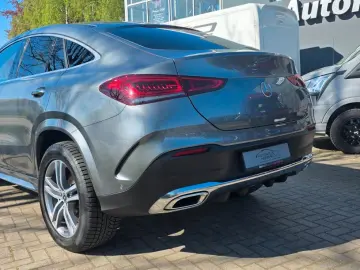 MERCEDES-BENZ GLE 300 d Coupe AMG -Pano-Distr-LED-Ahk 3.5 T