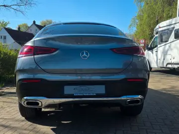 MERCEDES-BENZ GLE 300 d Coupe AMG -Pano-Distr-LED-Ahk 3.5 T