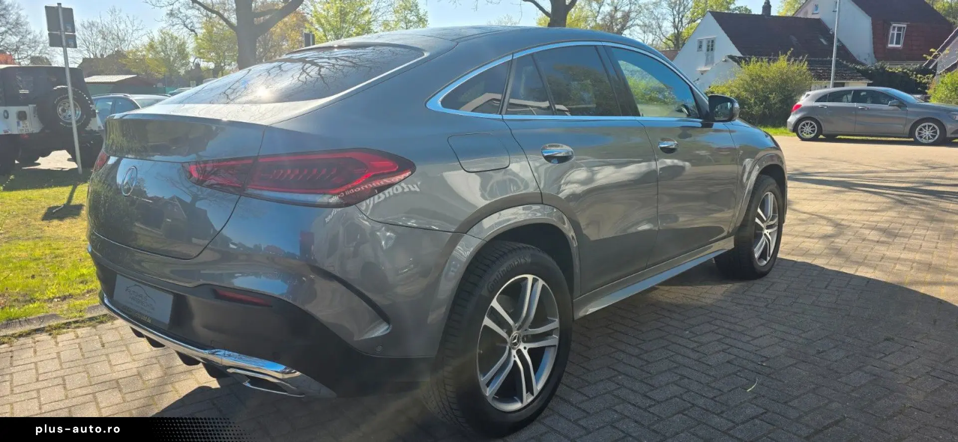 MERCEDES-BENZ GLE 300 d Coupe AMG -Pano-Distr-LED-Ahk 3.5 T