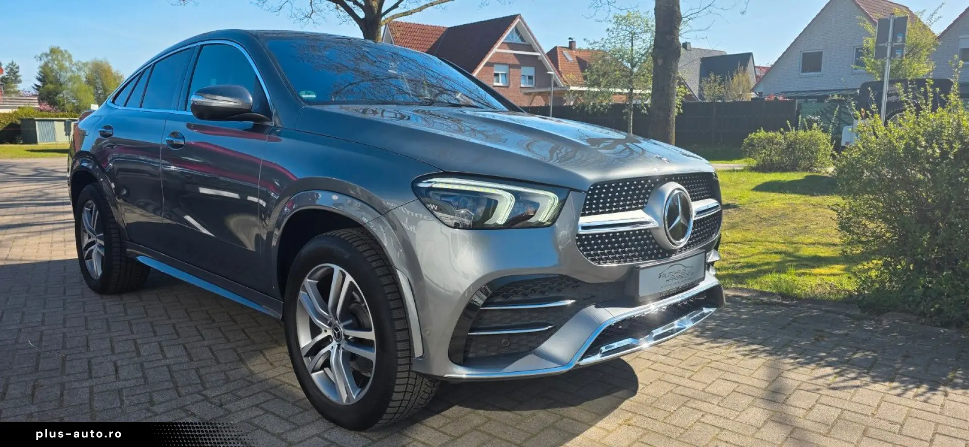 MERCEDES-BENZ GLE 300 d Coupe AMG -Pano-Distr-LED-Ahk 3.5 T