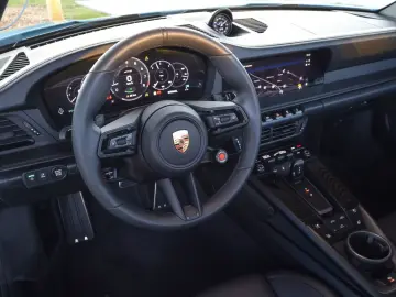 Porsche 992 (911) Carrera 4 GTS Cabriolet SurroundView