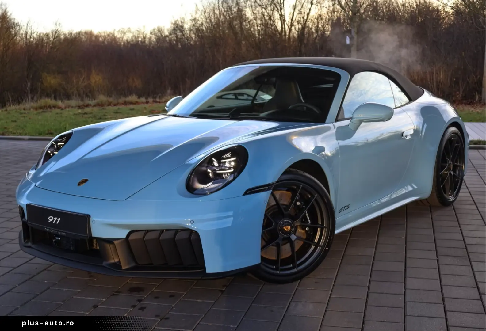Porsche 992 (911) Carrera 4 GTS Cabriolet SurroundView