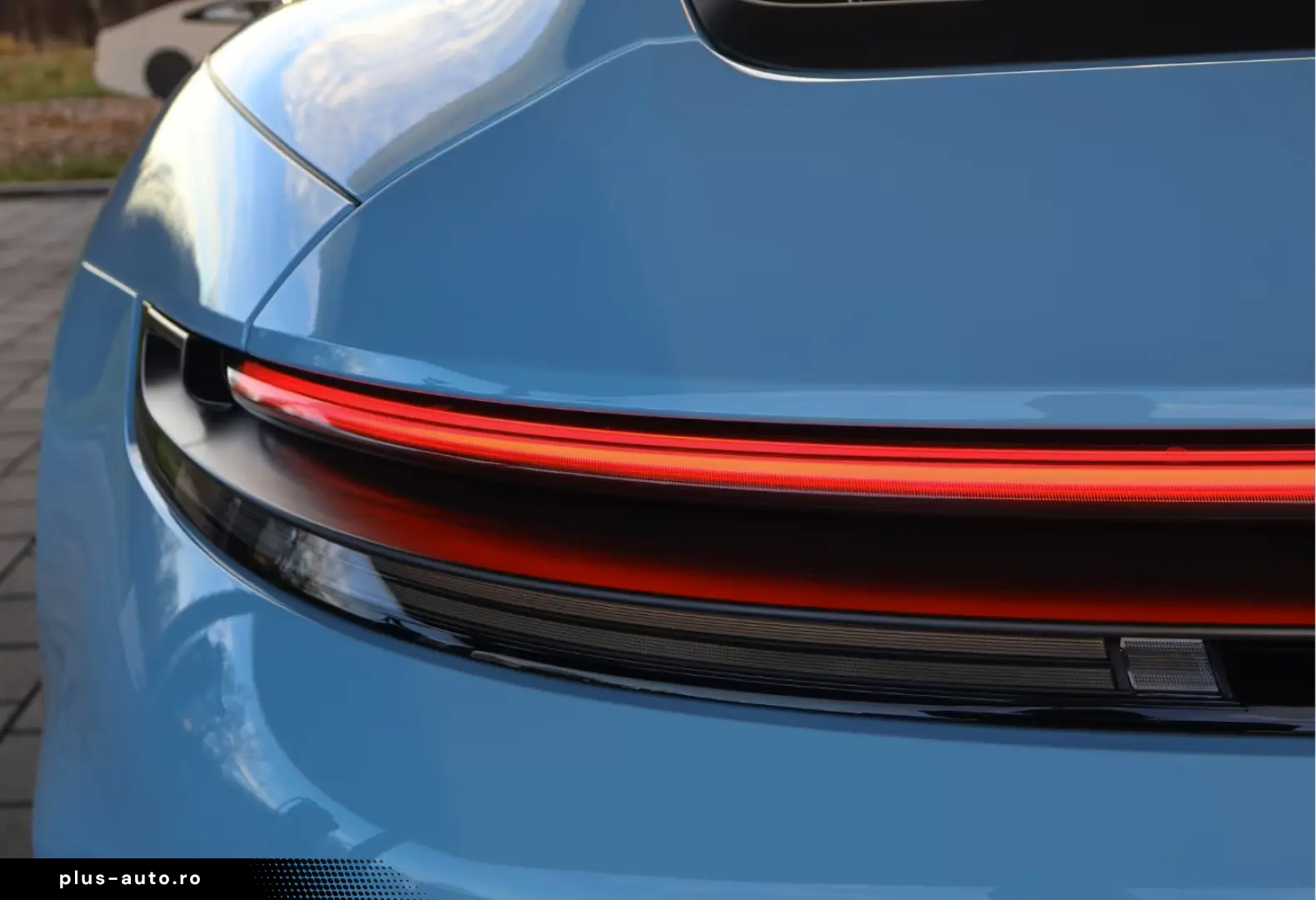 Porsche 992 (911) Carrera 4 GTS Cabriolet SurroundView