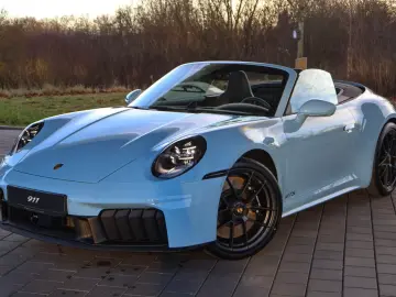 Porsche 992 (911) Carrera 4 GTS Cabriolet SurroundView