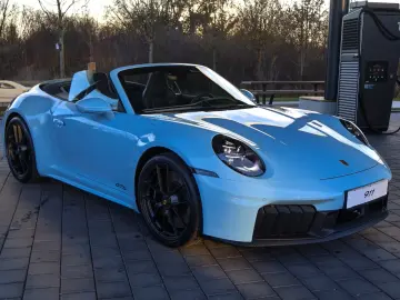 Porsche 992 (911) Carrera 4 GTS Cabriolet SurroundView
