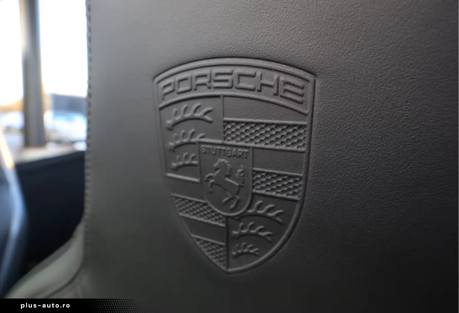 Porsche 992 (911) Carrera 4 GTS Cabriolet SurroundView