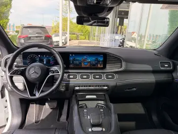 MERCEDES-BENZ GLE 450 d 4M AMG  HUD AHK PANO BURMEST…