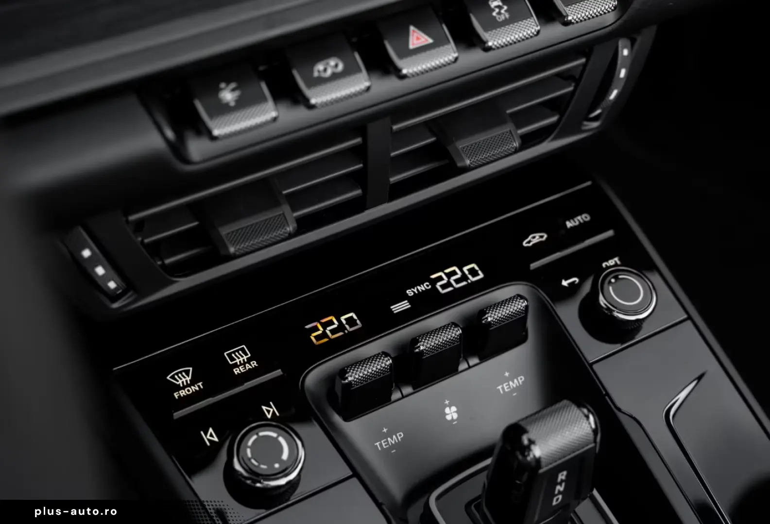Porsche 992 911 Carrera 4 GTS Cabriolet Liftsystem-VA