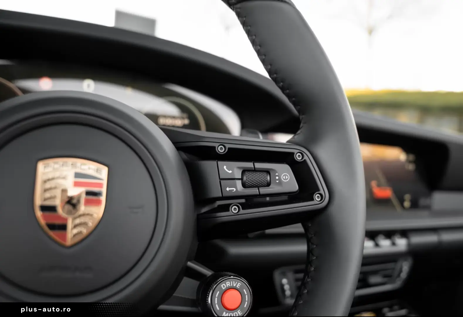Porsche 992 911 Carrera 4 GTS Cabriolet Liftsystem-VA
