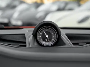 Porsche 992 911 Carrera 4 GTS Cabriolet Liftsystem-VA