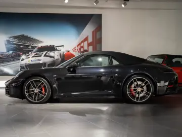 Porsche 992 911 Carrera S Cabriolet Liftsystem-VA BOSE