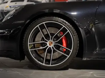 Porsche 992 911 Carrera S Cabriolet Liftsystem-VA BOSE