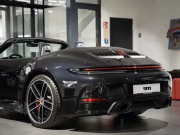 Porsche 992 911 Carrera S Cabriolet Liftsystem-VA BOSE