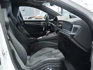 Porsche Panamera GTS ST 2.H
